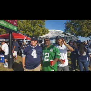 Meet your Posher, Logan